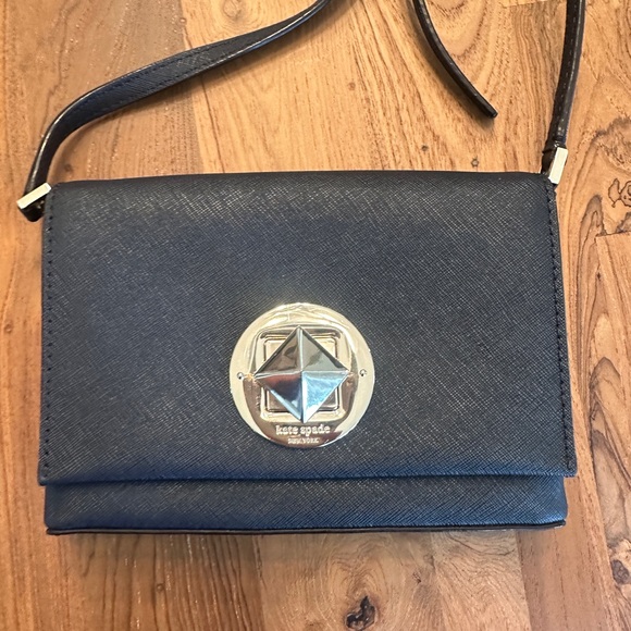 Kate Spade Newbury Lane Sally Crossbody Purse Handbag - Picture 2 of 5
